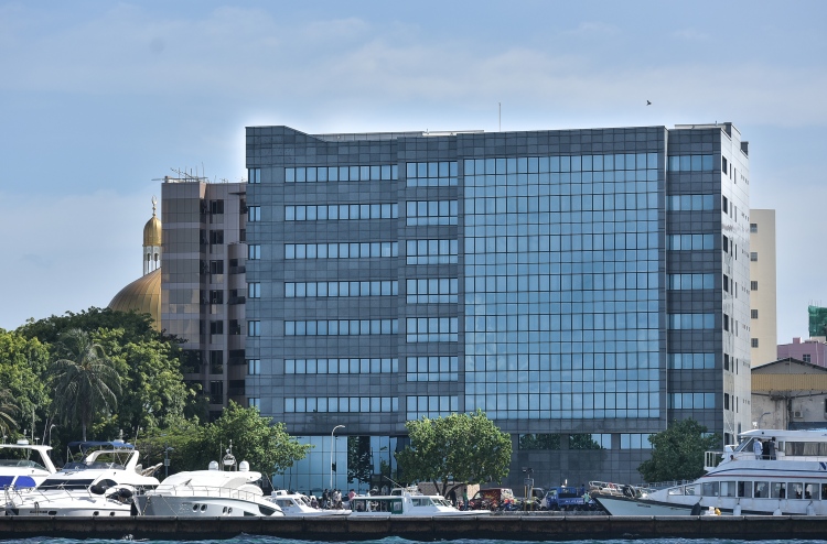 މިދިޔަ ފަސް މަހު ވެސް ދައުލަތުގެ ރިޒާވް ދަށަށް!