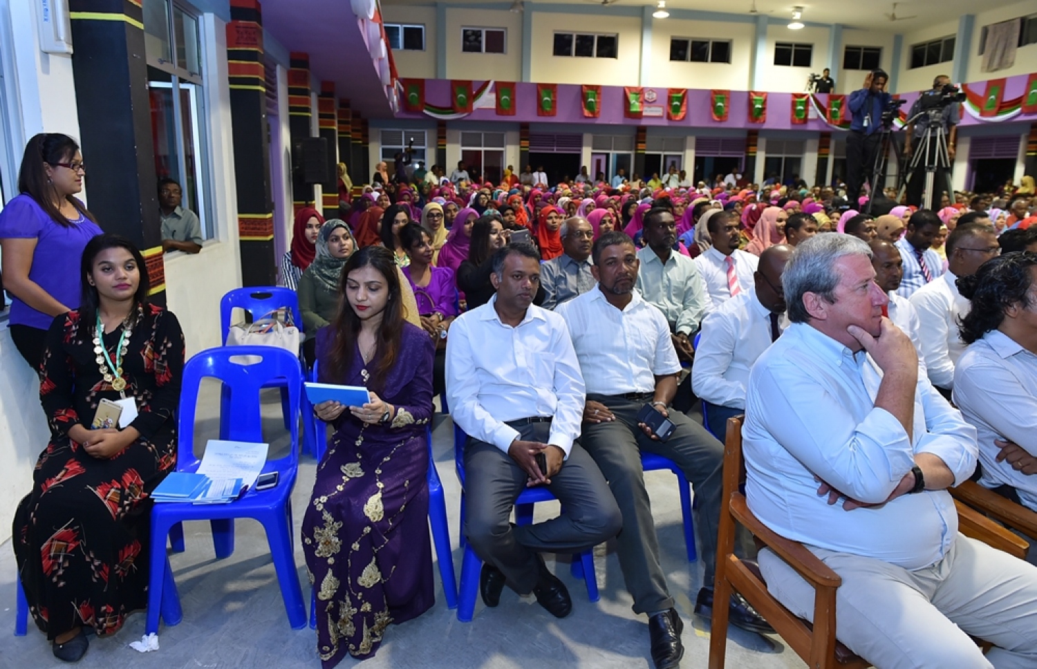 ފުވައްމުލަކުގައި ސާފު ބޯފެނާއި ނަރުދަމާގެ މަޝްރޫއު އިފުތިތާހު ކުރުމަށް މިރޭ ބޭއްވި ޖަލްސާ.---ފޮޓޯ: ރައީސް އޮފީސް