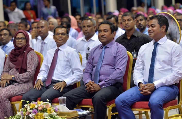 ރިޔާސީ ޓިކެޓް ރައީސަށް ދޭން ގިނަ މެންބަރުން ތާއީދު