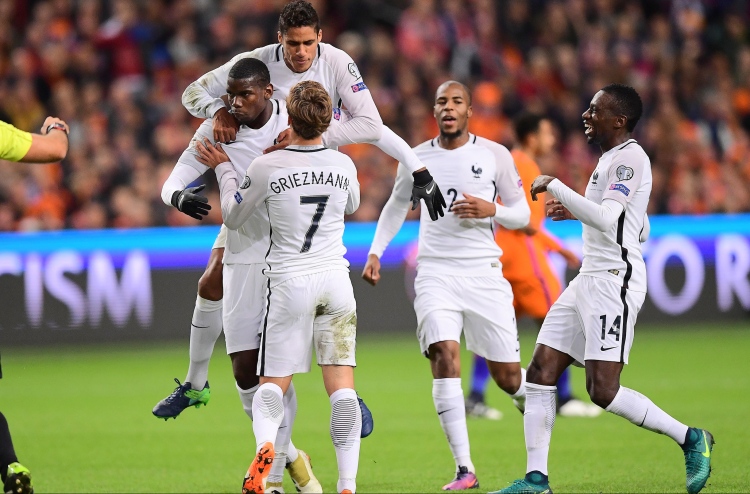 ޕޮގްބާގެ ލަނޑުން ފްރާންސަށް މުހިއްމު މޮޅެއް