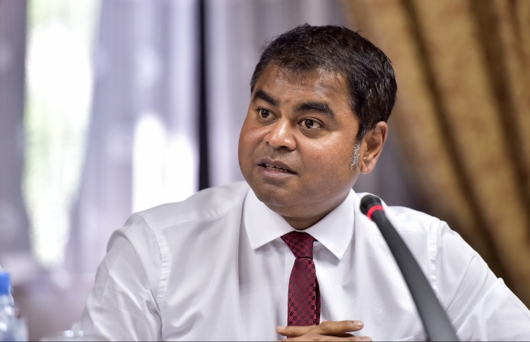 ކަރަންޓުގެ ފަރަގު ކުޑަކުރަން މަސައްކަތް ކުރަން: ތޯރިގް