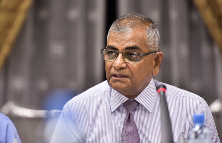 ޝުކޫރަށް ސްޓޭޓް މިނިސްޓަރުކަން ދީފި