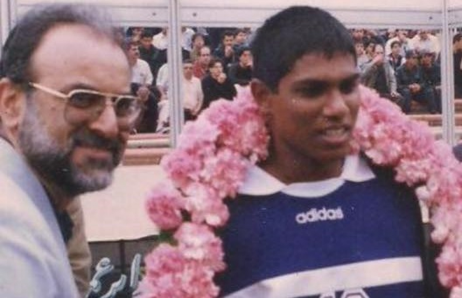 އިމްރާން 2000 ވަނަ އަހަރު ގައުމީ ޓީމަށް ކުޅުނު މެޗަކަށް ފަހު މޭން އޮފް ދަ މެޗު އިނާމާ ހަވާލުވަނީ.