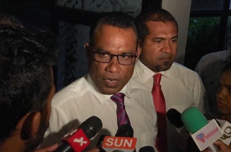 ސިޔާސީ މައިދާނަށް އައީވެސް، ދާނީވެސް ޔާމީނާއެކު:އަދުރޭ