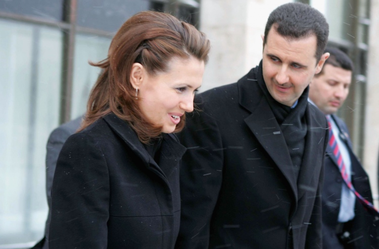 ސިޔާސީ ހިމާޔަތް ހޯދަން އަސަދުގެ އަނބިކަނބަލުން ދެކޮޅު