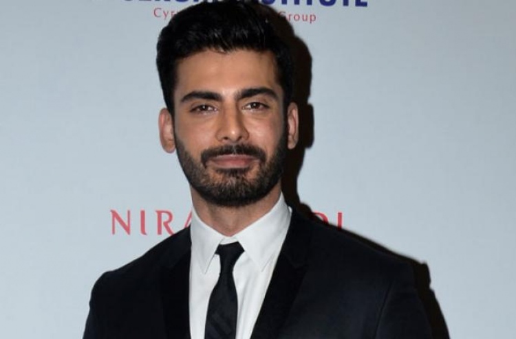 ބޮލީވުޑުން ބޭރުކޮށްލުމުން ފަވާދު ސިޔާސީ މައިދާނަށް