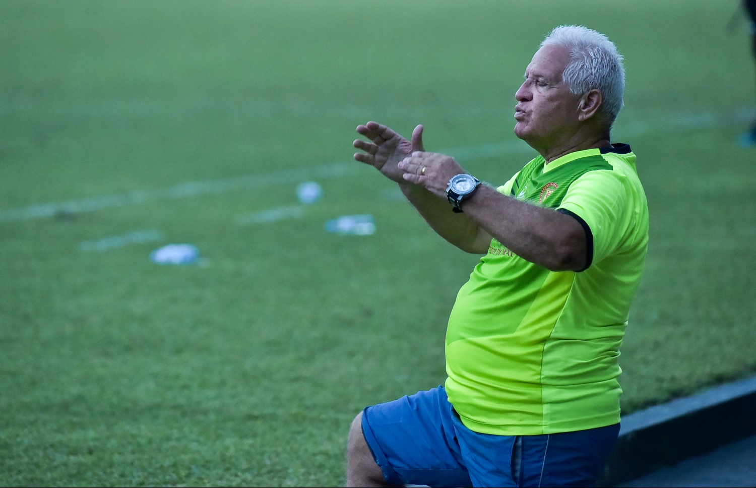 ވެލެންސިއާގެ ކުރީގެ ކޯޗު ކިސް.