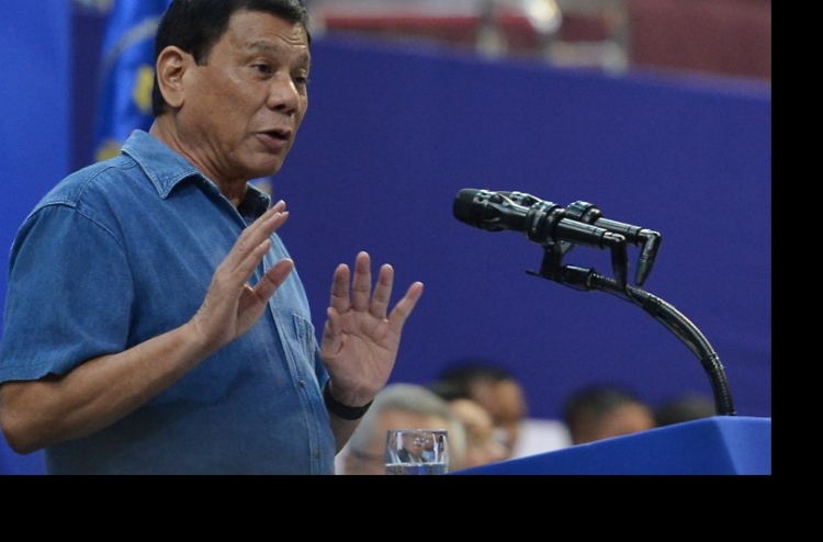 ކޮރަޕްޓް އޮފިޝަލަކު ހެލިކޮޕްޓަރުން ވައްޓާލިން: ޑުޓާޓެ