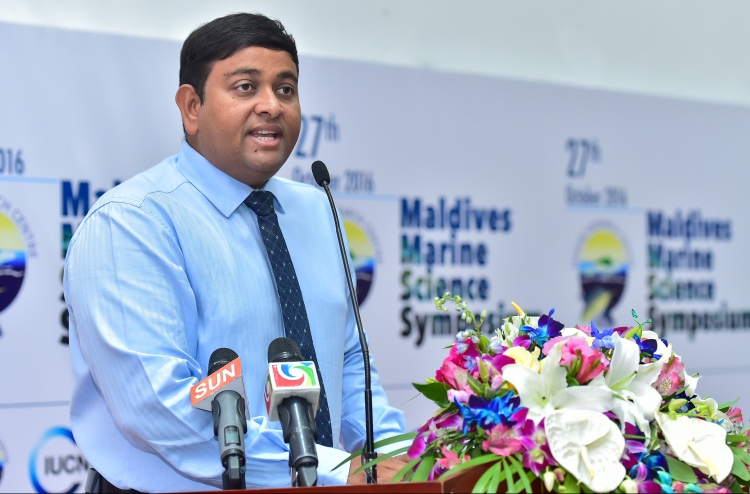 ބެޔަސް ނުބެޔަސް މިހާރު އާމްދަނީ ލިބޭ: ޝައިނީ