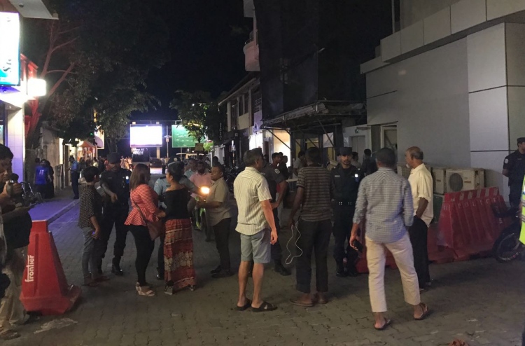 ހަފުލާ ހުއްޓުވީ އަސްލު ނަންބަރު ފެނިދާނެތީ: އުމަރު