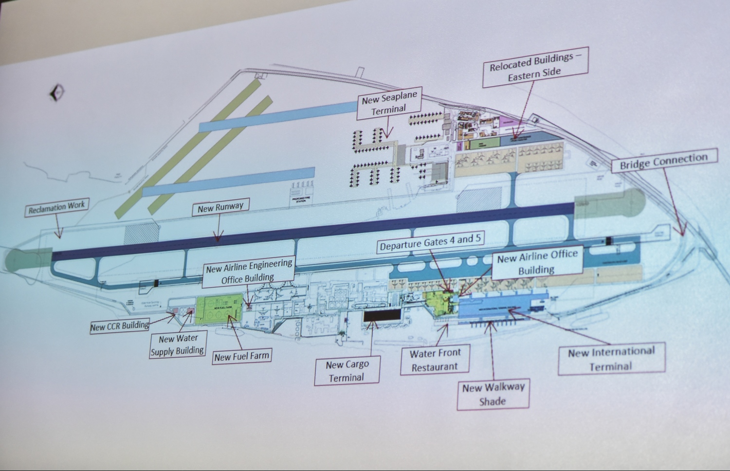 އެއާޕޯޓު ތަރައްގީކުރުމުގެ މާސްޓާ ޕްލޭންގެ ކުރެހުމެއް: އާ ޓާމިނަލް އެޅުމުގެ މަސައްކަތް ފަށަން އަންނަނީ ތައްޔާރުވަމުން. ފޮޓޯ: ނިޝާން އަލީ /މިހާރު