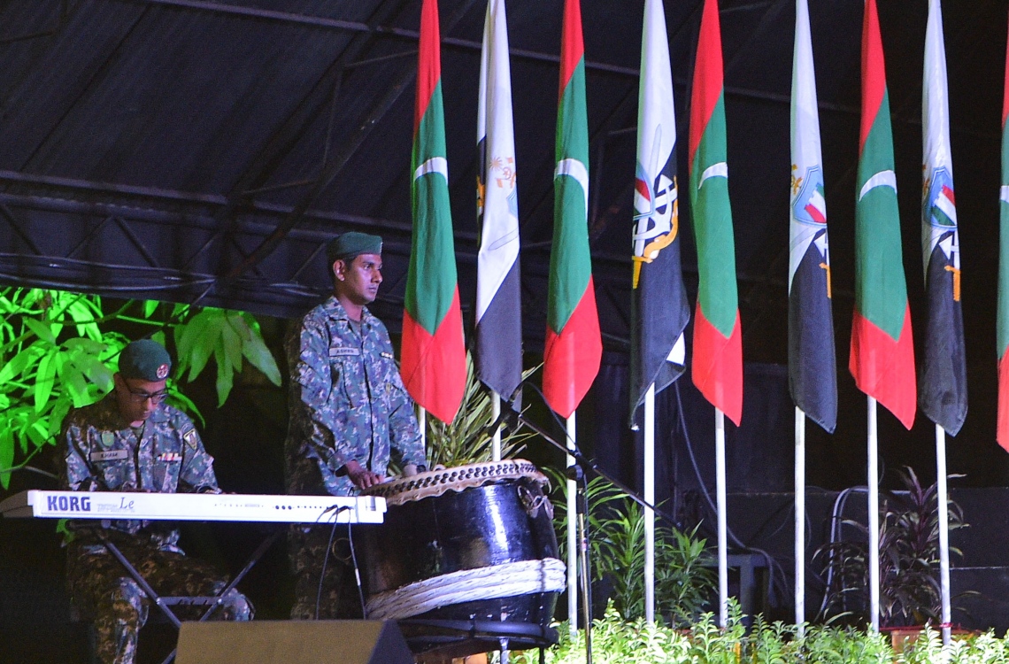 މާލެ، ނޮވެމްބަރު 2، 2016 - ނަސްރުގެ ދުވަހުގެ މުނާސަބަތުގައި ކަޅުތުއްކަލާ ކޮށީގައި ބޭއްވި ޖަލްސާ. -- ފޮޓޯ: މުހައްމަދު ޝަރުހާން/މިހާރު