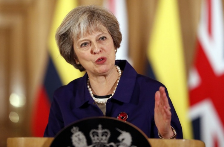 ކޯޓުގެ ނިންމުމާ އެކު އީޔޫން ވަކިވުން އޮޅުންގަނޑަކަށް