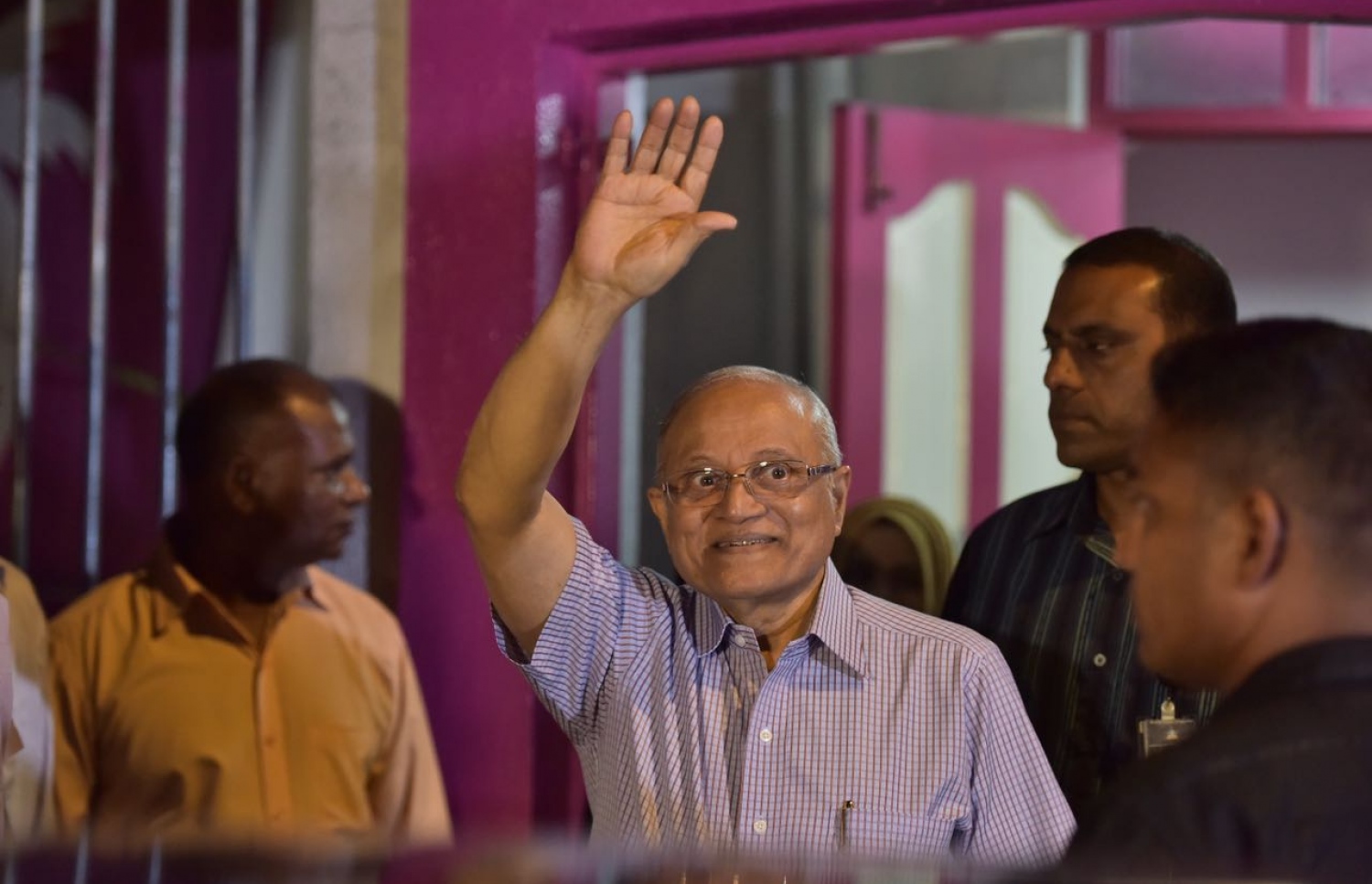 ޕީޕީއެމްގެ ރައީސް މައުމޫން: ބައެއް މެމްބަރުން ވަނީ އެމަނިކުފާނަށް އުޅުއްވަނީ ގައުމުގެ މަސްލަހަތު ނަގާލަން ކަމަށް ވިދާޅުވެފައި.--- ފޮޓޯ: ނިޝާން އަލީ/ މިހާރު