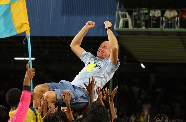 ވެލެންސިއާ އަށް އަހަރަށް ފަހު ފައިނަލެއްގެ އުއްމީދުގައި