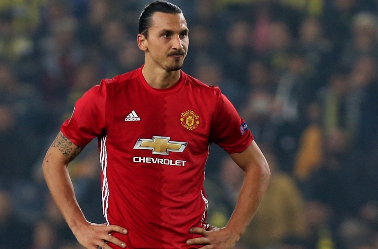 އާސެނަލް މެޗު ގެއްލޭތީ އިބްރަހިމޮވިޗް މައާފަށް އެދެފި