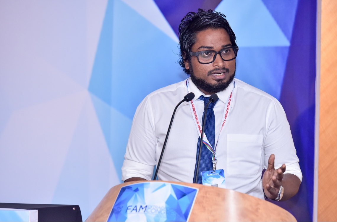 މާލެ: ނޮވެމްބަރު 20، 2016- އެފްއޭއެމްގެ އާ ރައީސަކަށް އިންތިހާބުކުރި ބައްސާމް، އެތަނުގެ އިންތިހާބީ ކޮންގްރެސްގައި ވާހަކަ ދައްކަވަނީ.---ފޮޓޯ: ނިޝާން އަލީ/މިހާރު