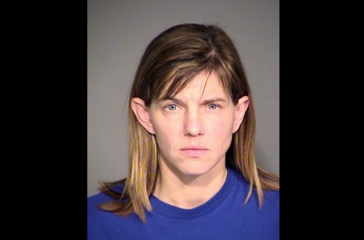 ކެންސަރަށް ބޭސްކުރާ ކުއްޖެއްގެ އައިވީއަށް މަންމަ ނަޖިސް އަޅައިފި