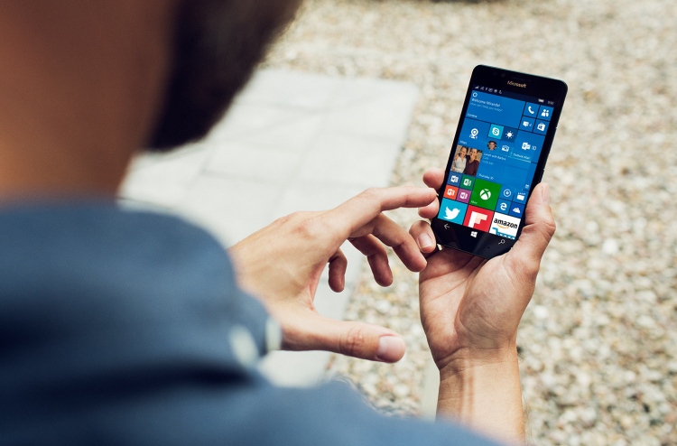 ވިންޑޯޒް ފޯނެއް ނޫން، ސާފަސް ފޯން