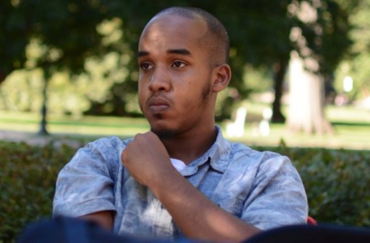 އެމެރިކާގެ ޔުނިވާސިޓީގައި ހަމަލާ ދިނީ އައިއެސް އިން