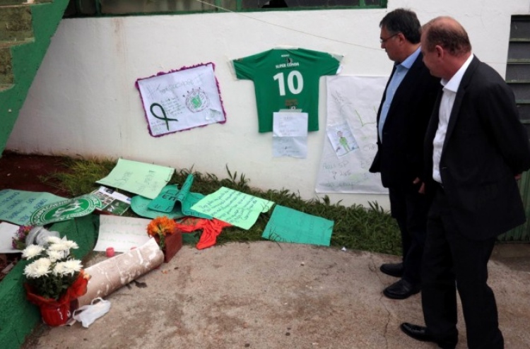 ވެއްޓުނު ބޯޓުން ދަތުރު ނުކުރެވުނު 4 މީހުންގެ ވާހަކަ