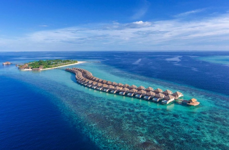 ހުރަވަޅި ރިސޯޓް ހުޅުވައިފި، 50 ޕަސެންޓް ޑިސްކައުންޓް