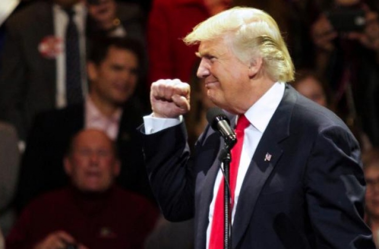 ޓްރަމްޕް ބެލެހެއްޓުމުގެ ޚަރަދަށް 35 މިލިއަން ޑޮލަރު ހޯދަނީ