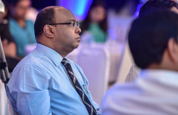 "އުއްތަމަ ފަނޑިިޔާރާ ދޭތެރޭ އަމަލުކުރަނީ އިހާނެތިކޮށް"