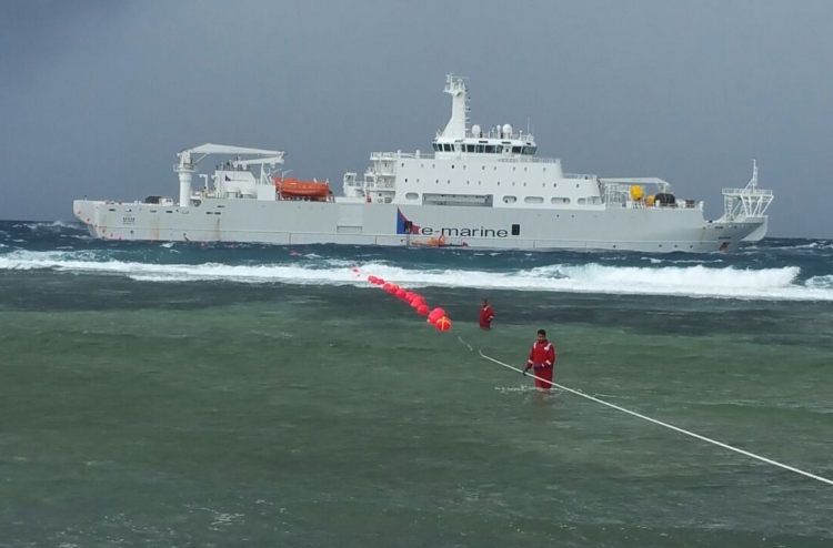 އުރީދޫ އާއި އާރުއޯއެލްގެ އިންޓަނެޓަށް މައްސަލަތަކެއް