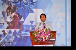 President Abdulla Yameen speaking at a rally. PHOTO: MIHAARU