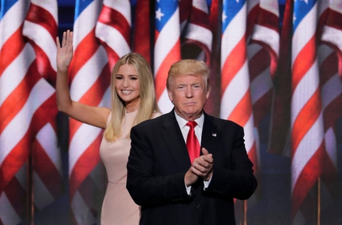 ޓްރަމްޕާއި އޭނާގެ ދަރިކަނބަލުން އިވާންކާ