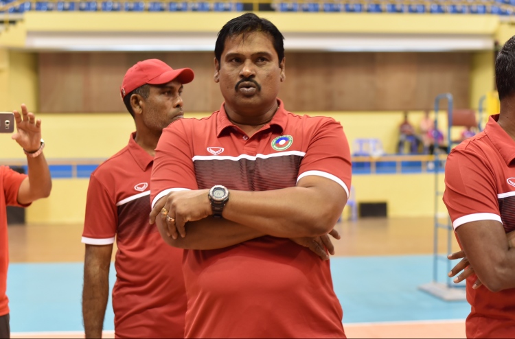 ކުޅުންތެރިން ދަސްވީ މުބާރާތް ނިމުނު ފަހުން: ކޯޗު