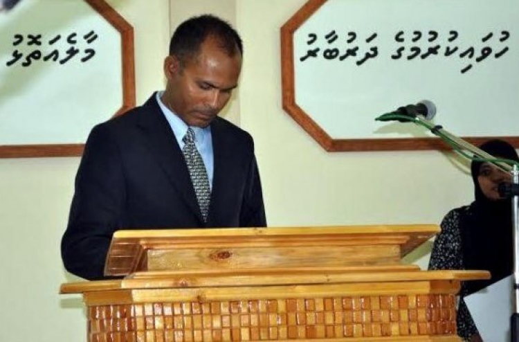 މާފުށީ ކައުންސިލްގެ ރައީސް ސަސްޕެންޑްކޮށްފި