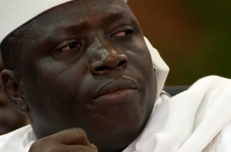 ގެމްބިއާގެ ރައީސް ވިދާޅުވަނީ އޭނާ އަށް ބިރު ނުދެއްކޭނެ