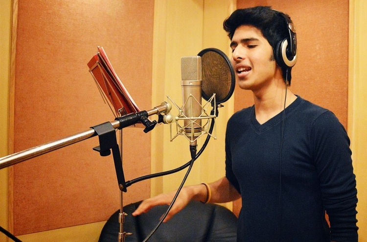 އާ އަހަރުގެ ޝޯ އަށް އަރުމާން މާލިކް ރާއްޖެ އަންނަނީ