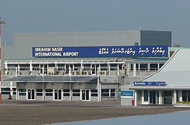 އެއާޕޯޓުގެ ނަން "ވެލާނާ" އަށް ބަދަލުކުރަން ޖެހޭތަ؟