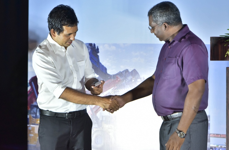 މާލޭގެ ވިޔަފާރި ބަނދަރު ބޮޑުކުރުމުގެ ހުއްދަ ދީފި