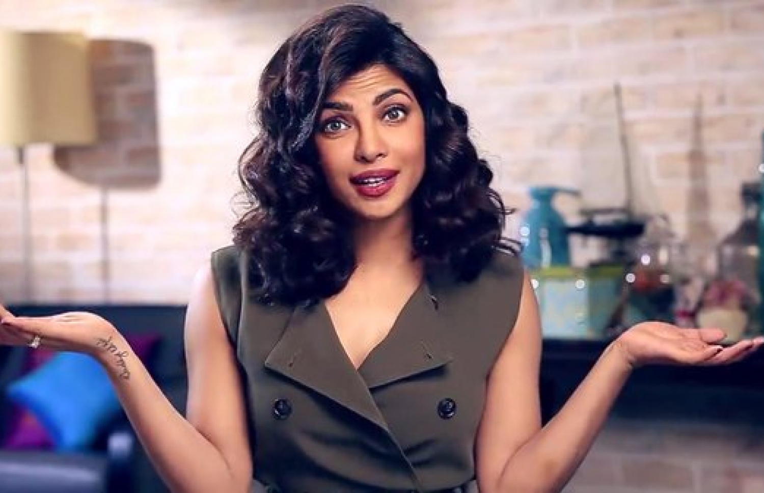 ޕްރިޔަންކާ: ހޮލީވުޑްގައި އޭނާގެ ނުފޫޒު މިހާރު ވަރަށް ގަދަ.