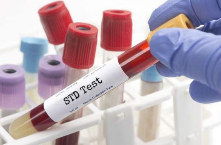 ފަރުވާ: ޕާޓީ ފޯރިޔާއި ގޮނޯރިއާ