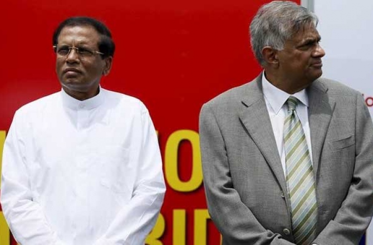 ލަންކާގެ މައްސަލަތައް ބަލަން ބޭރުގެ ފަނޑިޔާރުން ގެންނަން ލަފާދީފި