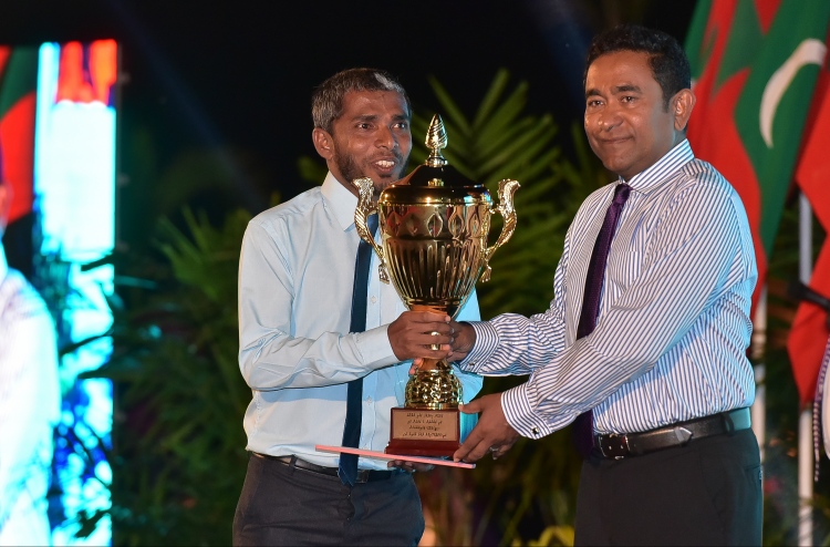 ގުރުއާން މުބާރާތުން އެއްވަނަ އިއްފަވި އަށް