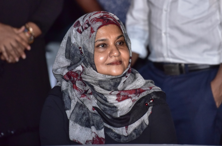 އާންމުންނާ އެކު ފަސްޓް ލޭޑީގެ ހާއްސަ ބައްދަލުވުންތަކެއް