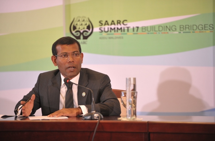 ސައޫދީން ބޭނުންވަނީ ތެލުގެ ވިޔަފާރި އަށް ރައްކާތެރިކަން