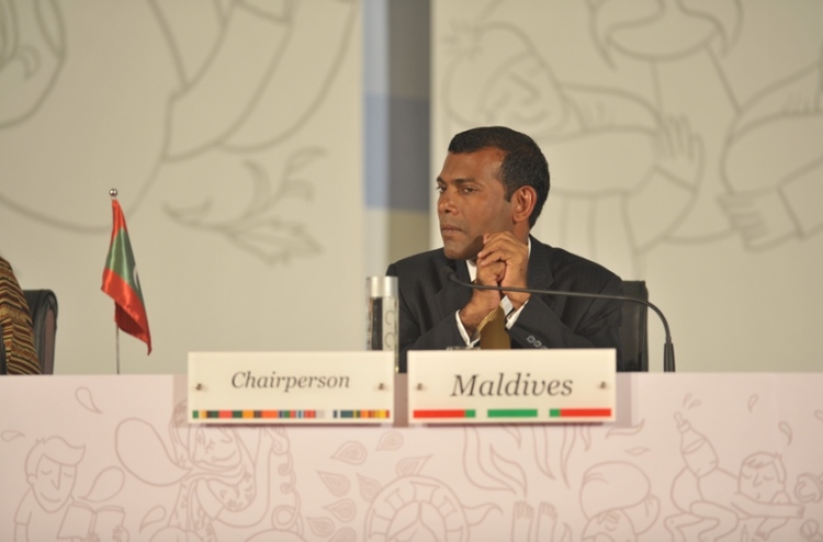 ކެންޑިޑޭޓުންގެ ޝަރުތުތަކާ މެދު ގޮތެއް ނިންމާނީ ކޯޓުން