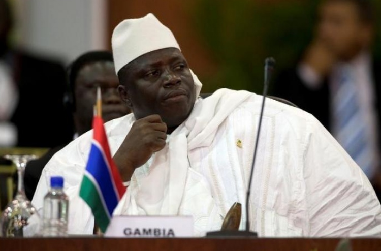 ވެރިކަން ދޫކޮށްލެއްވުމަށް ގެމްބިއާގެ ރައީސް އެއްބަސްވެއްޖެ