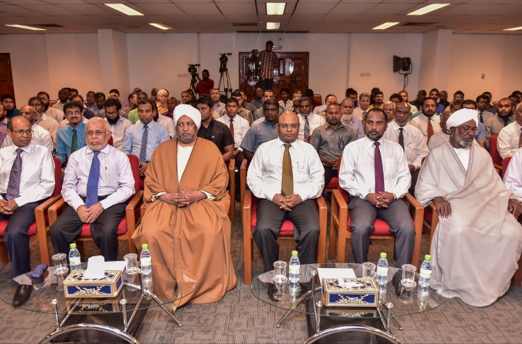 އޮޅުންބޮޅުން: ހަރުކަށި ވިސްނުން