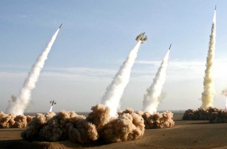 ޓްރަމްޕާ އެކު އީރާނާއި އެމެރިކާ އަނެއްކާ ވެސް ކޯޅުމަކަށް!