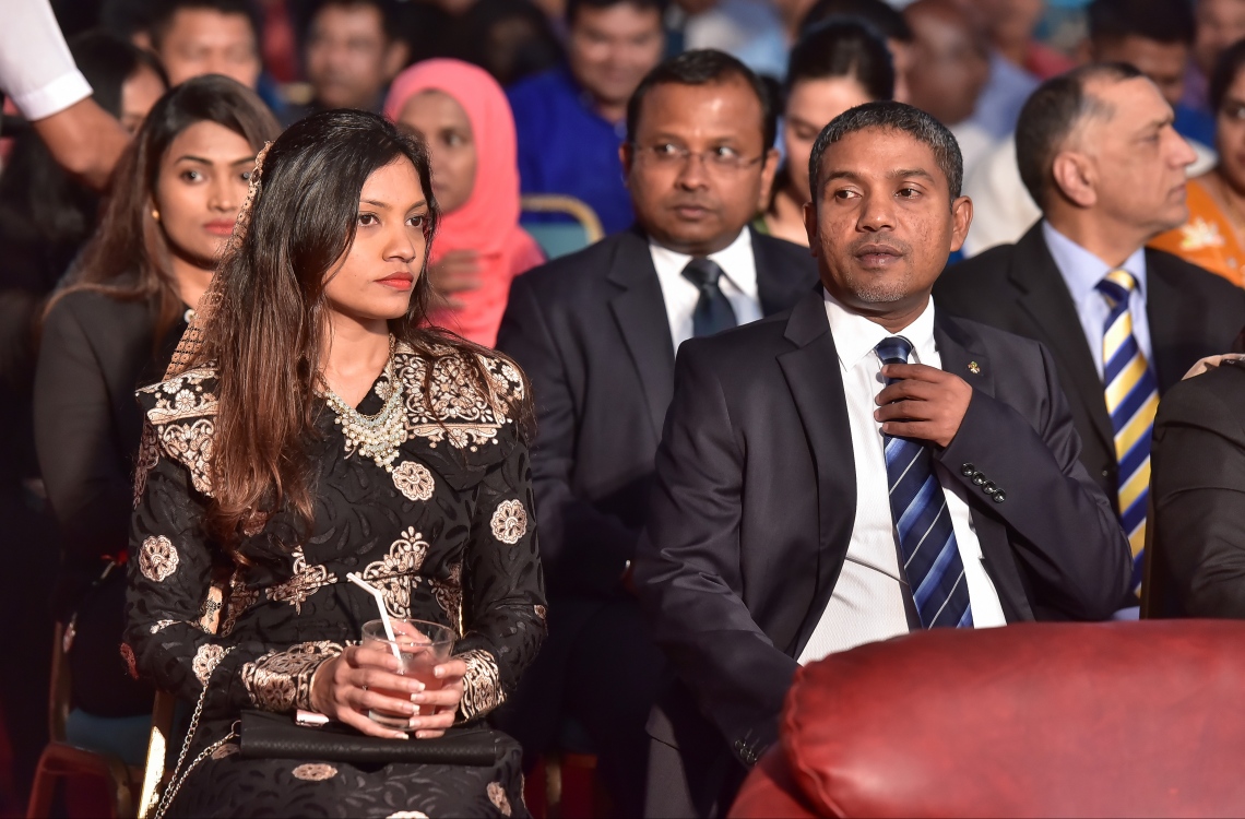 މާލެ: ޖެނުއަރީ 27، 2017: އިންޑިއާގެ ޖުމްހޫރީ ދުވަސް ފާހަގަކުރަން ބޭއްވި ހަފްލާގައި ސަރުކާރުގެ ބައެއް އިސްވެރިން ބައިވެރިވެ ވަޑައިގަންނަވަނީ.-- ފޮޓޯ: ނިޝާން އަލީ/ މިހާރު