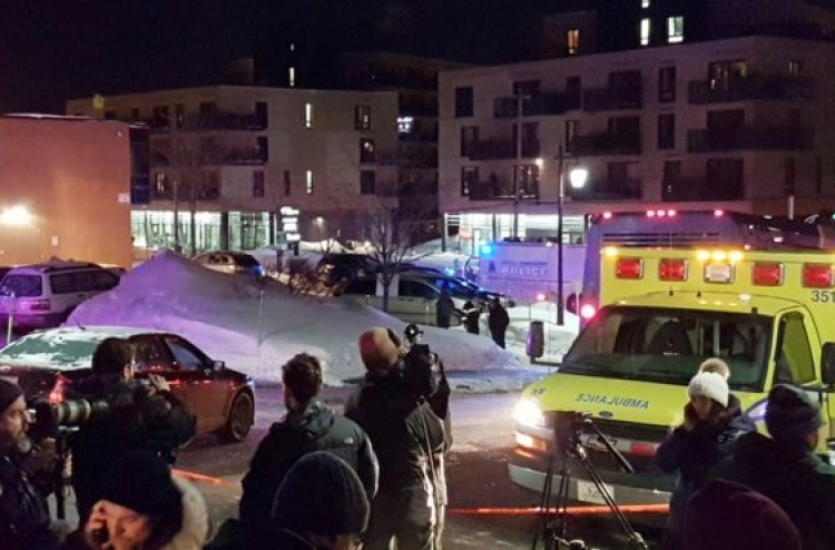 ކެނެޑާގެ މިސްކިތެއްގައި ހަމަލާދީ ހަތަރު މީހުން މަރާލައިފި