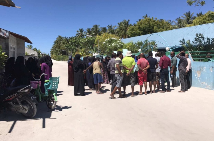 ބެލެނިވެރިން ނުކުމެ ހުޅުދެލީ ސްކޫލު ބަންދުކޮށްފި